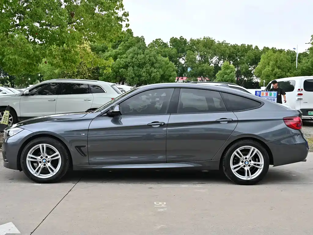 BMW 3 Series GT 2021 — фото 3