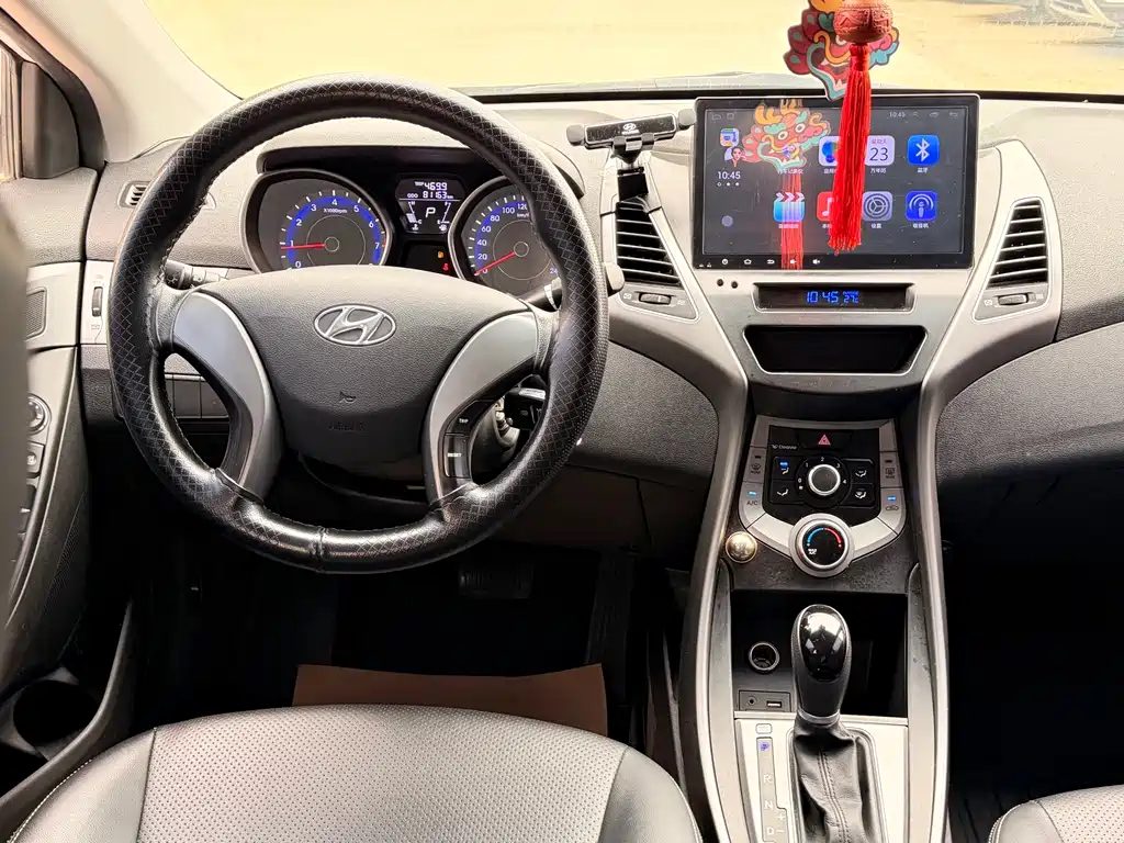 Hyundai Elantra Langdong 2017 — фото 14