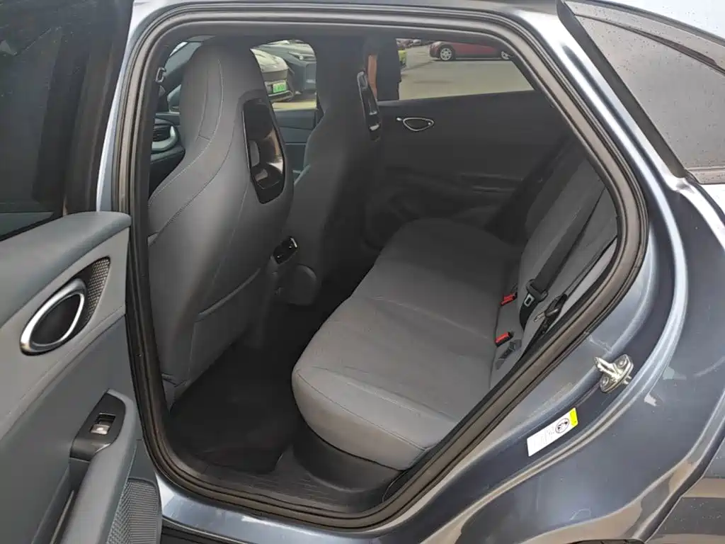 BYD Seal 06GT 2025 — фото 17