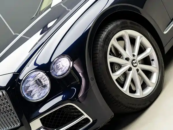 Bentley Flying Spur 2023