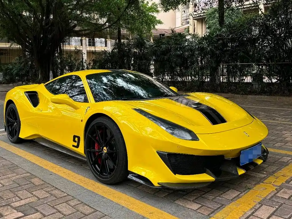 Ferrari 488 2017 — фото 3