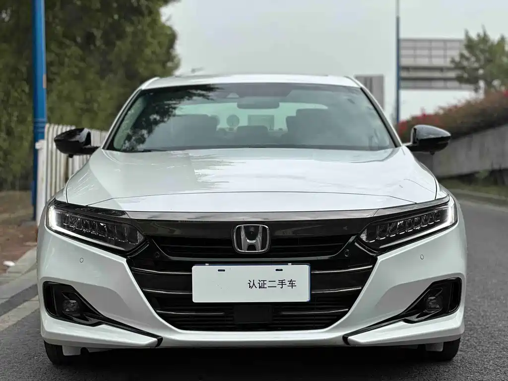 Honda Accord 2022 — фото 2