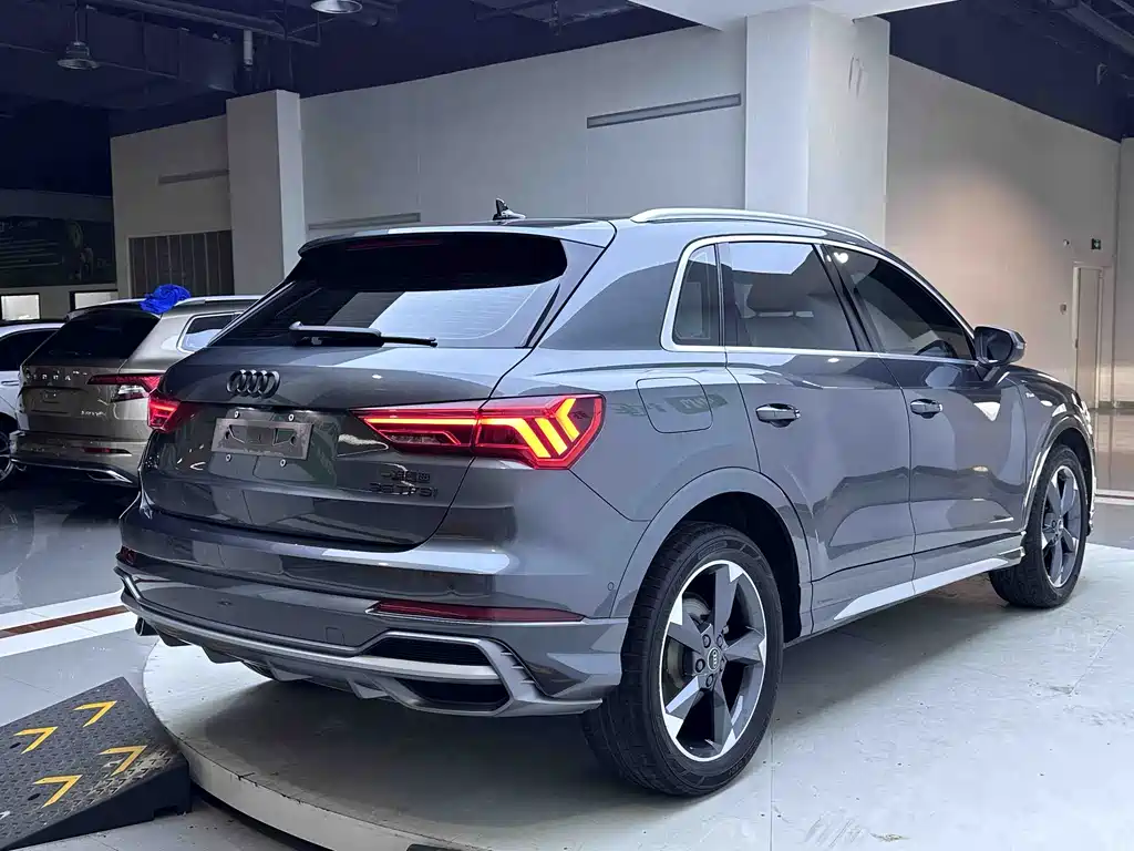 Audi Q3 2023
