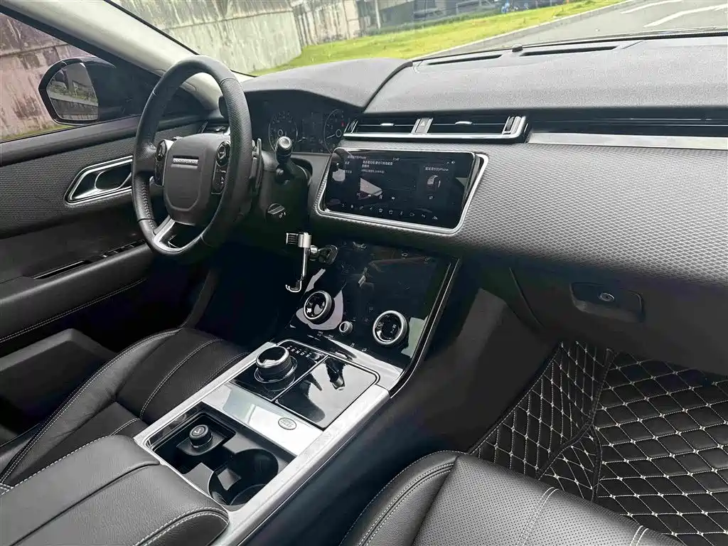 Land Rover Range Rover Velar 2019 — фото 22