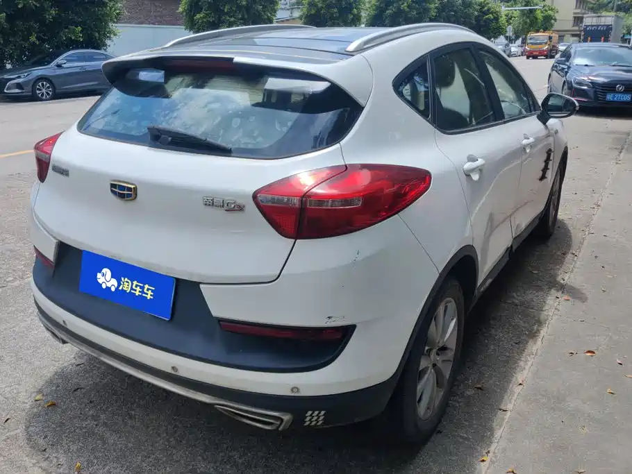 Geely Emgrand GS 2018