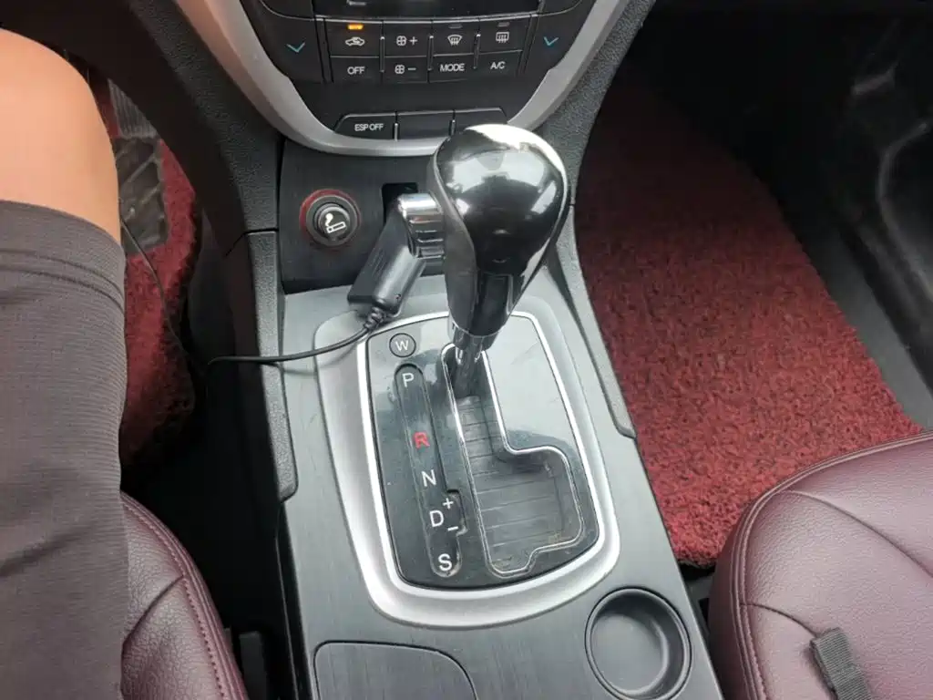 GAC Trumpchi GS5 2015 — фото 14