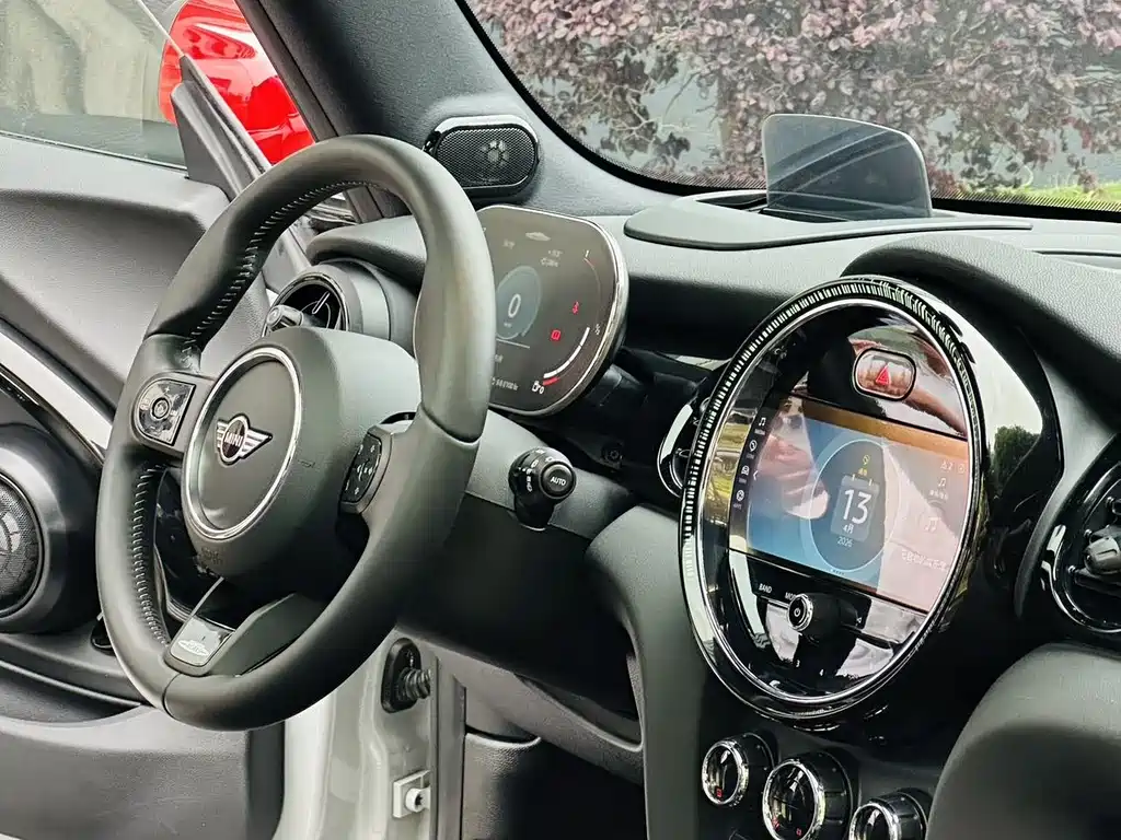 MINI JCW 2022 — фото 12