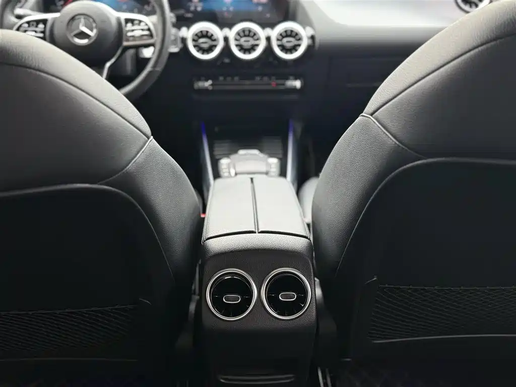 Mercedes-Benz GLA 2022 — фото 37