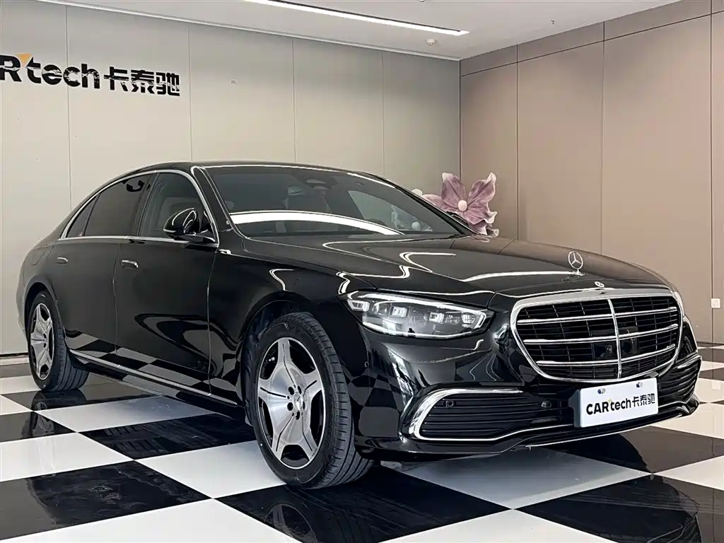 Mercedes-Benz S-Class 2024 — фото 2