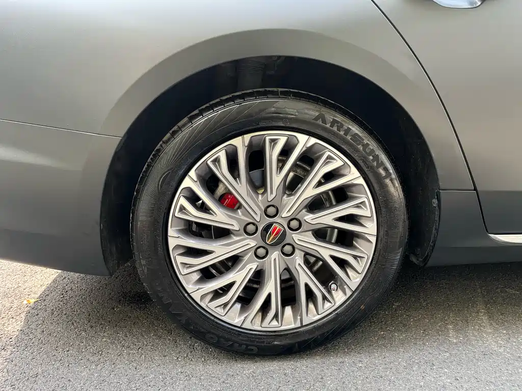 Hongqi H5 2022 — фото 11