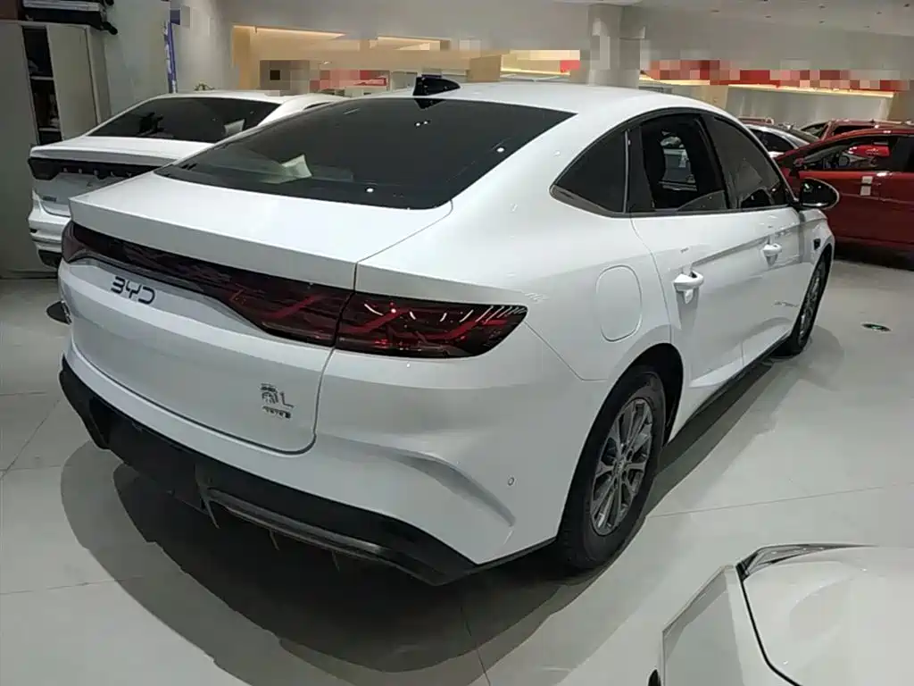 BYD Qin L 2025 — фото 7