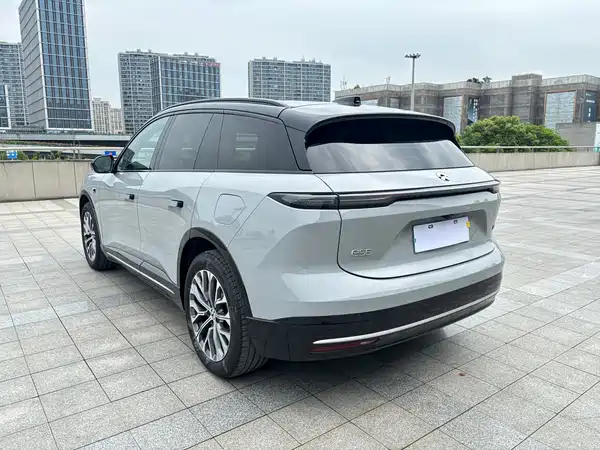 NIO ES6 2025