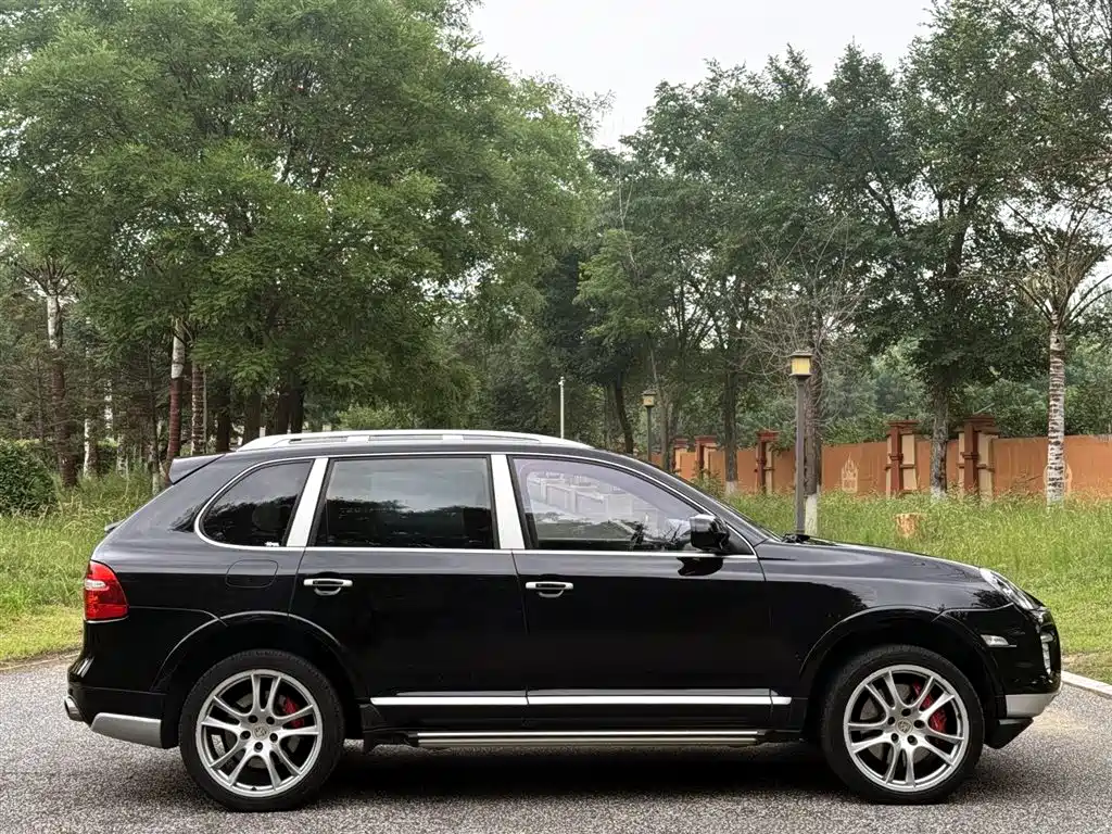 Porsche Cayenne 2009 — фото 5