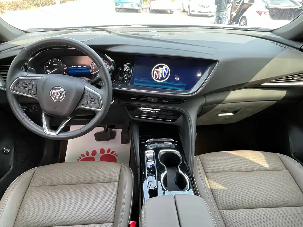 Buick Envision Plus 2024 — фото 10