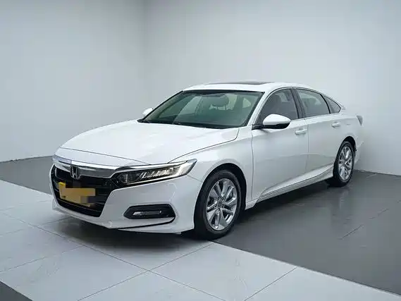 Honda Accord 2019 — фото 1