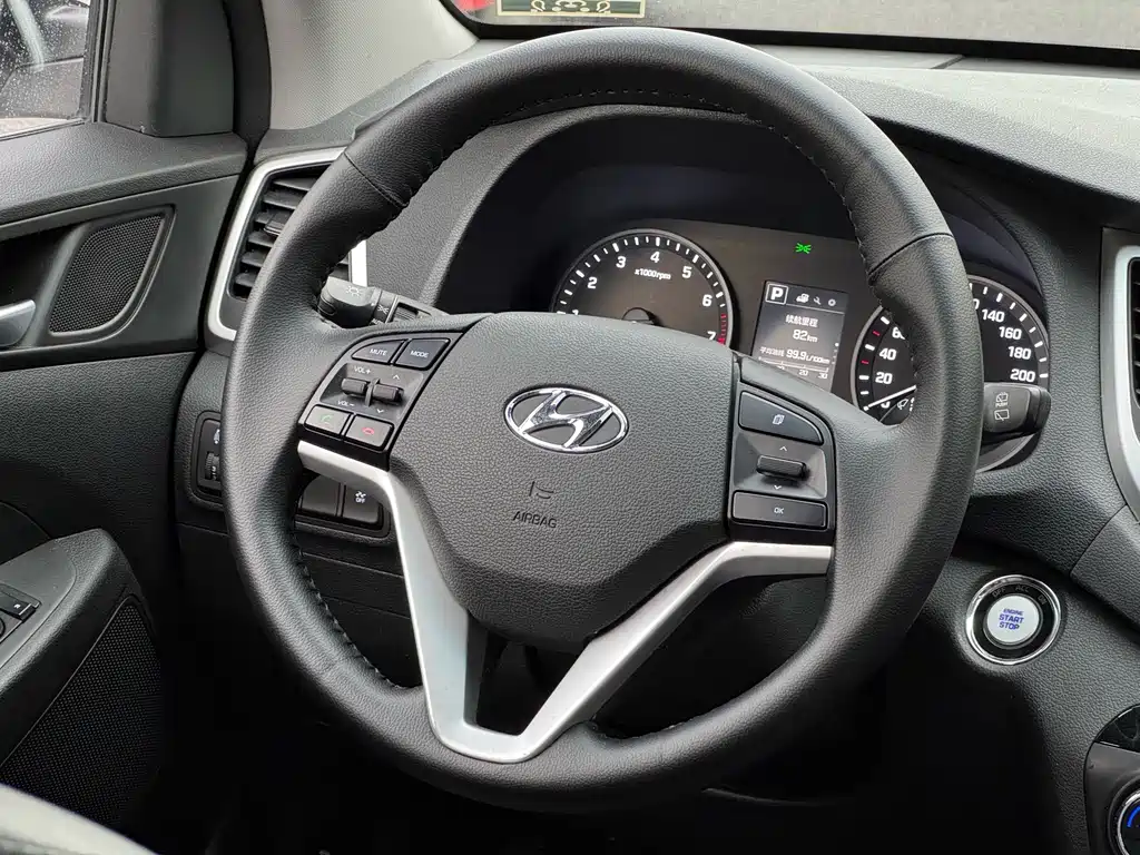 Hyundai Tucson 2017 — фото 7
