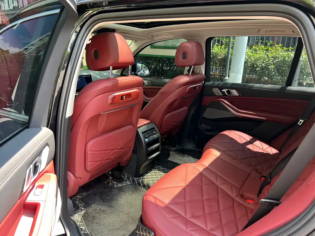 BMW X5 2025 — фото 14