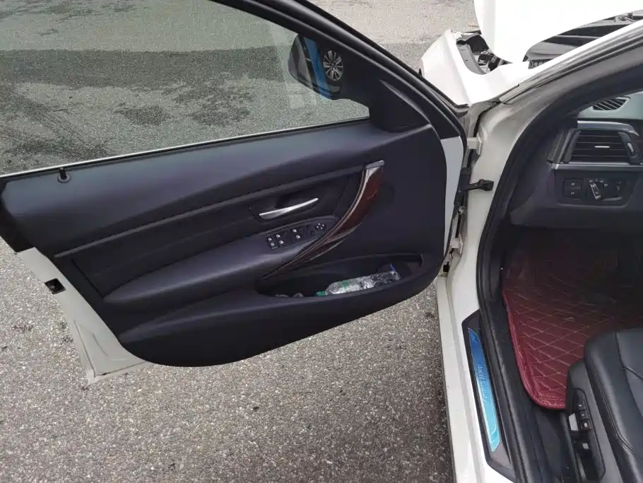 BMW 3 Series 2015