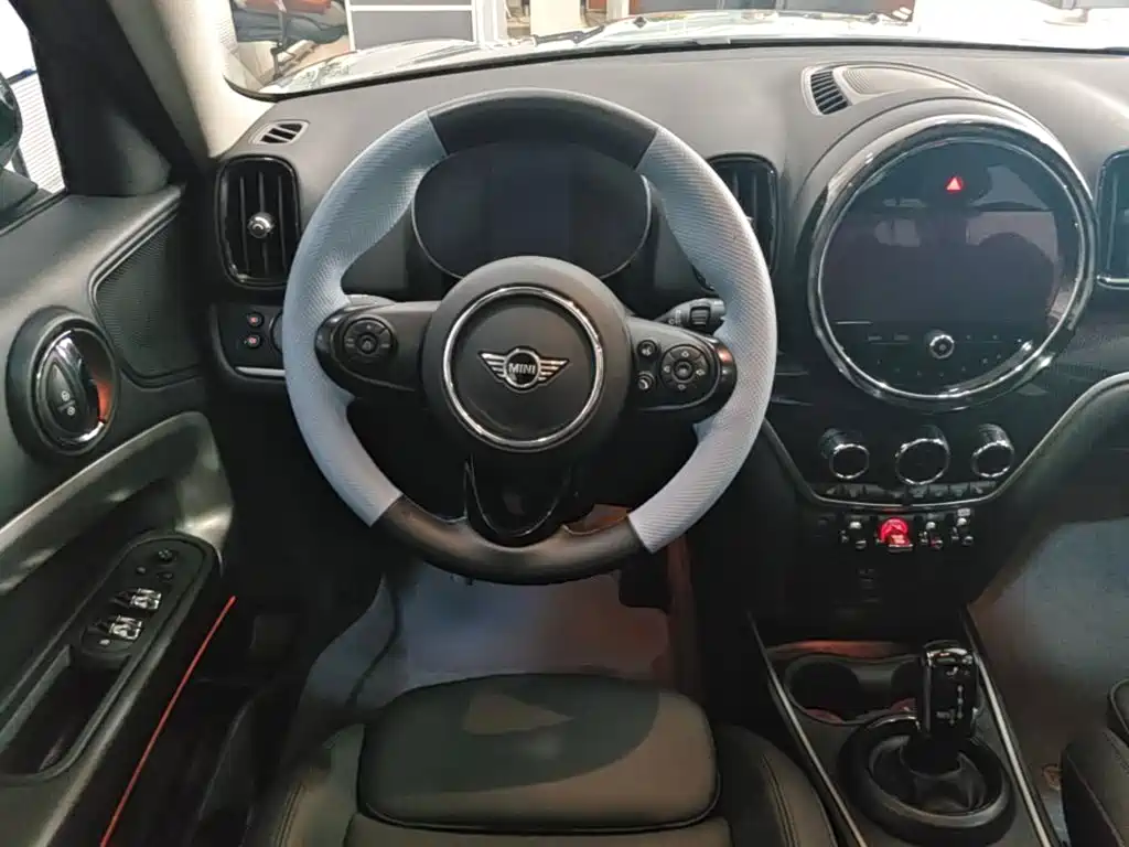 MINI Countryman 2021 — фото 17