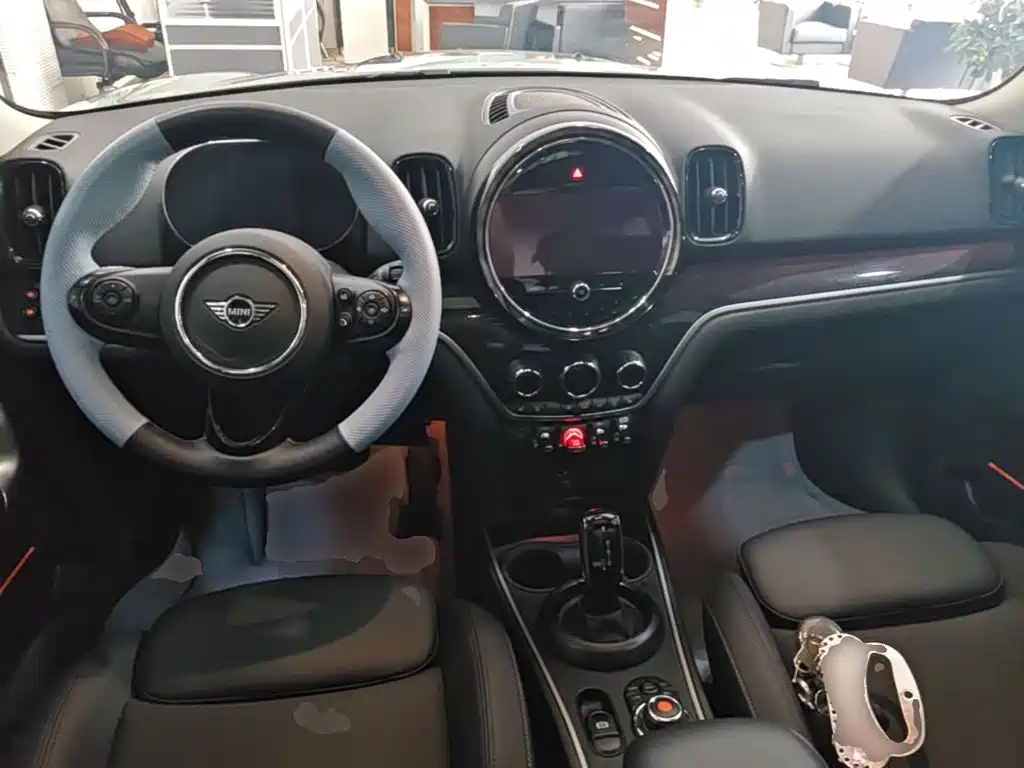 MINI Countryman 2021 — фото 16