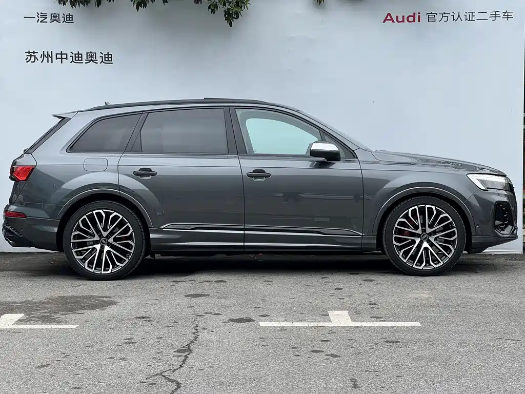 Audi SQ7 2024 — фото 3