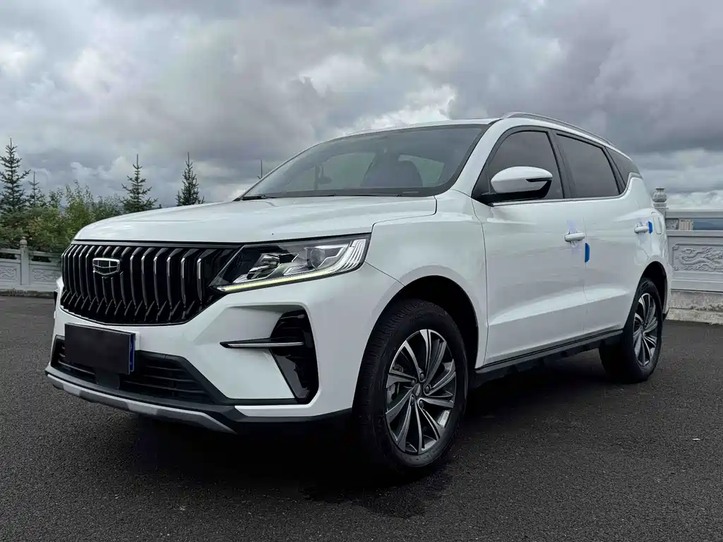 Geely Vision X6 2022 — фото 1
