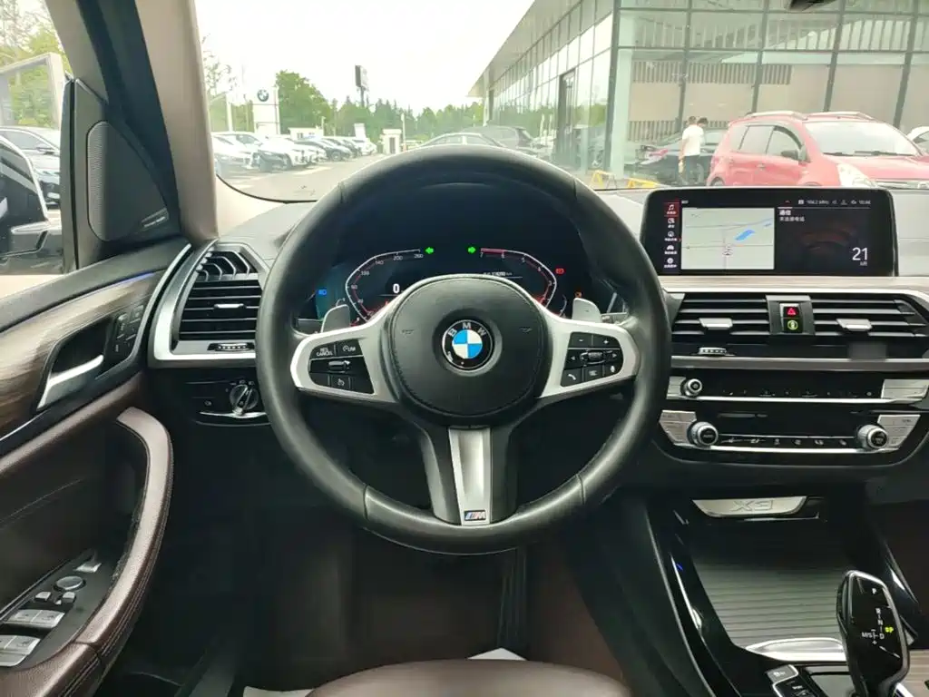 BMW X3 2020 — фото 11
