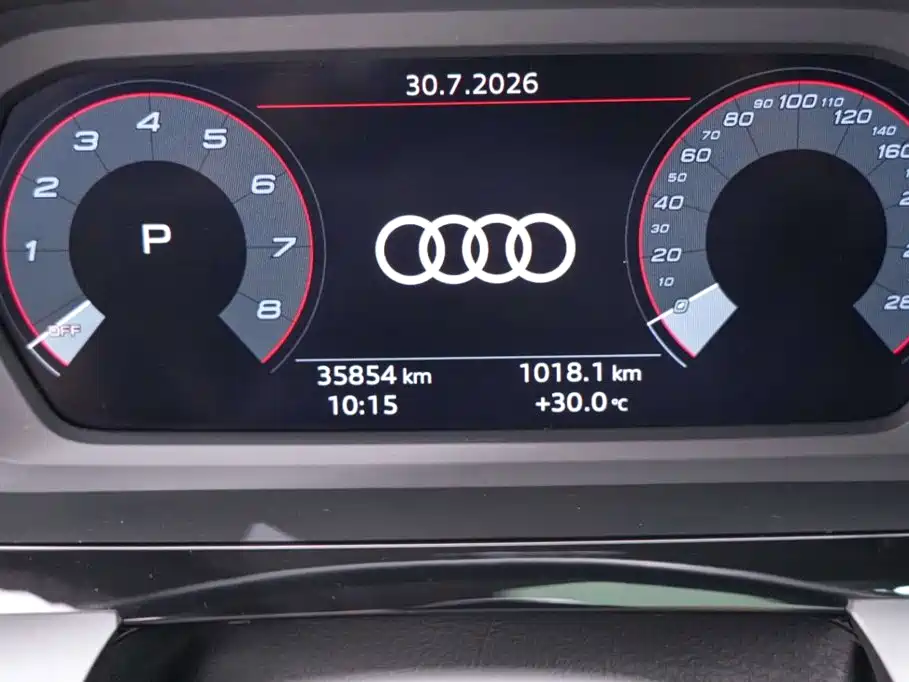 Audi A3 2023 — фото 12