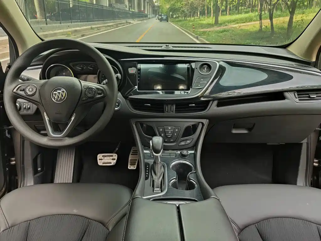 Buick Envision Plus 2016 — фото 2