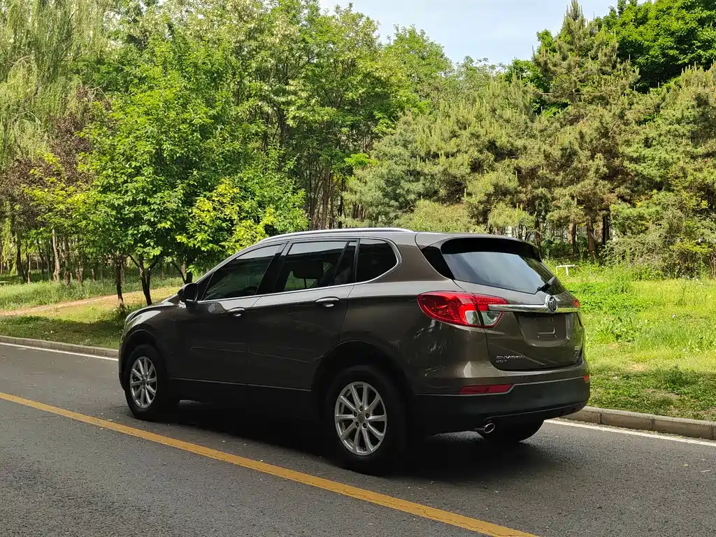Buick Envision Plus 2016 — фото 8