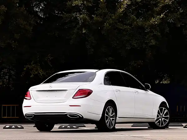 Mercedes-Benz E-Class 2018