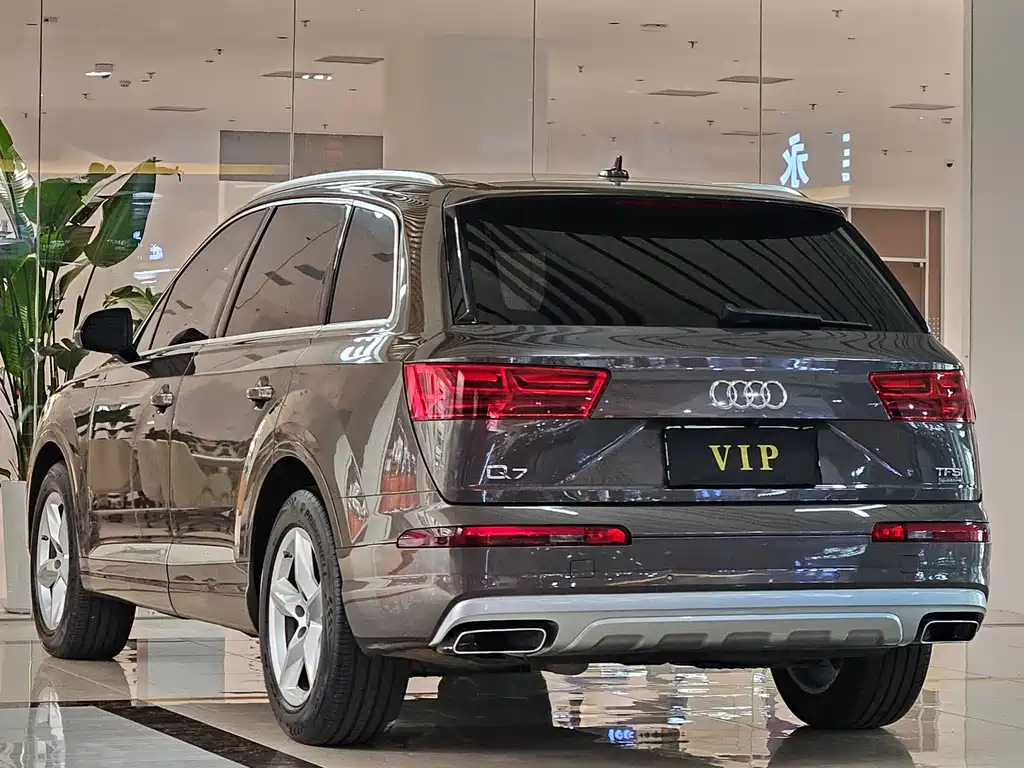 Audi Q7 2016 — фото 4
