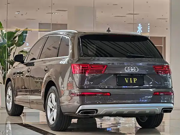 Audi Q7 2016