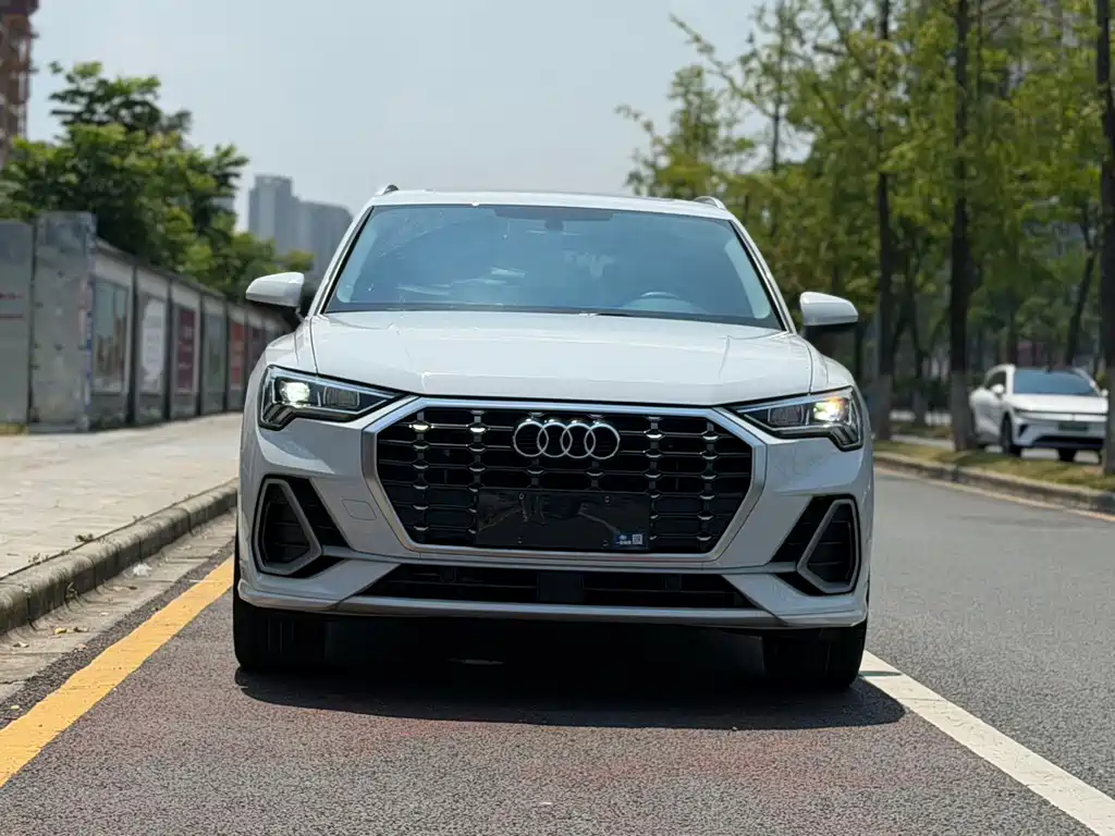 Audi Q3 2022