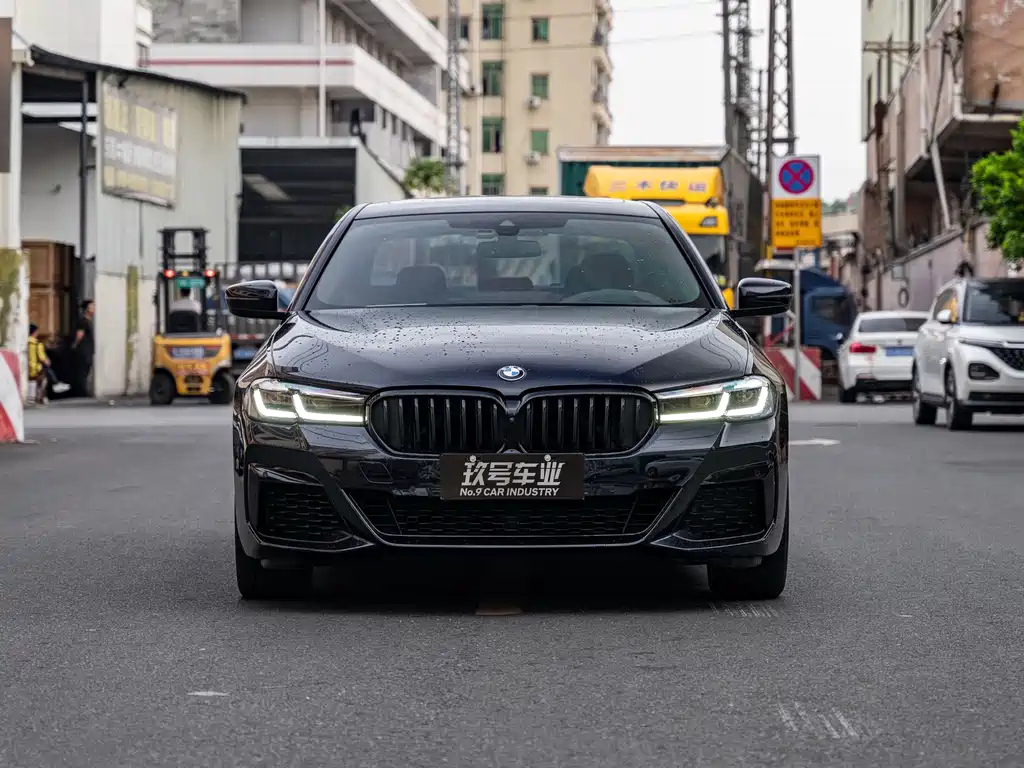 BMW 5 Series 2023