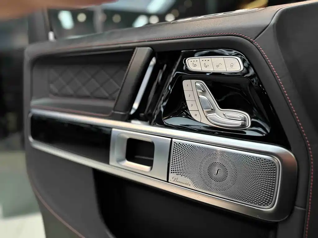 Mercedes-Benz G-Class 2023 — фото 18
