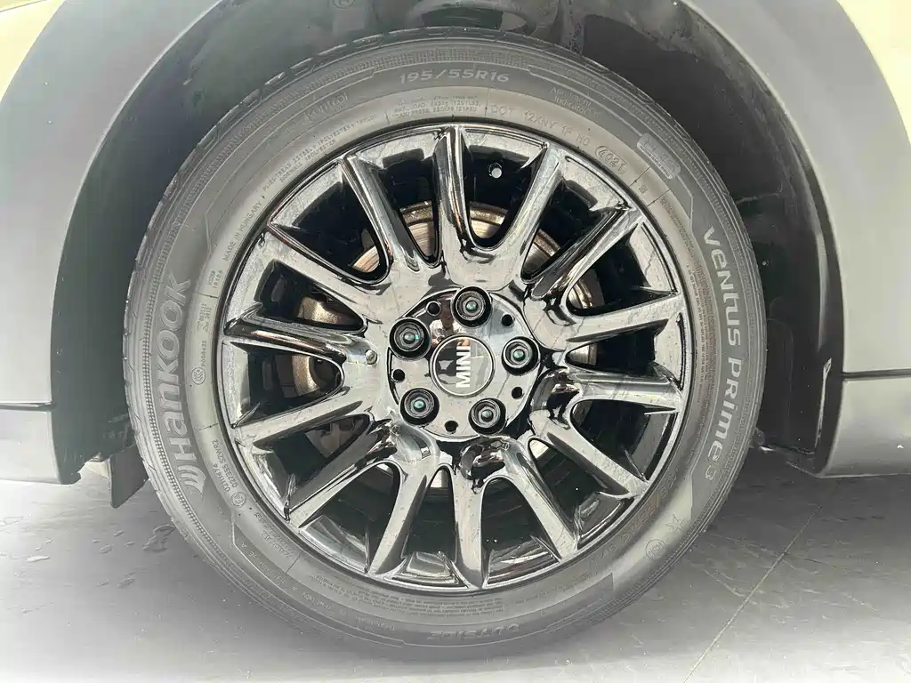 MINI MINI 2022