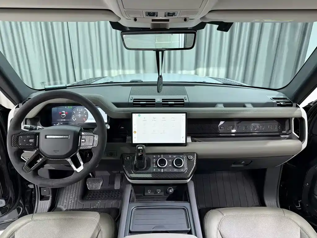 Land Rover Defender 2022 — фото 7