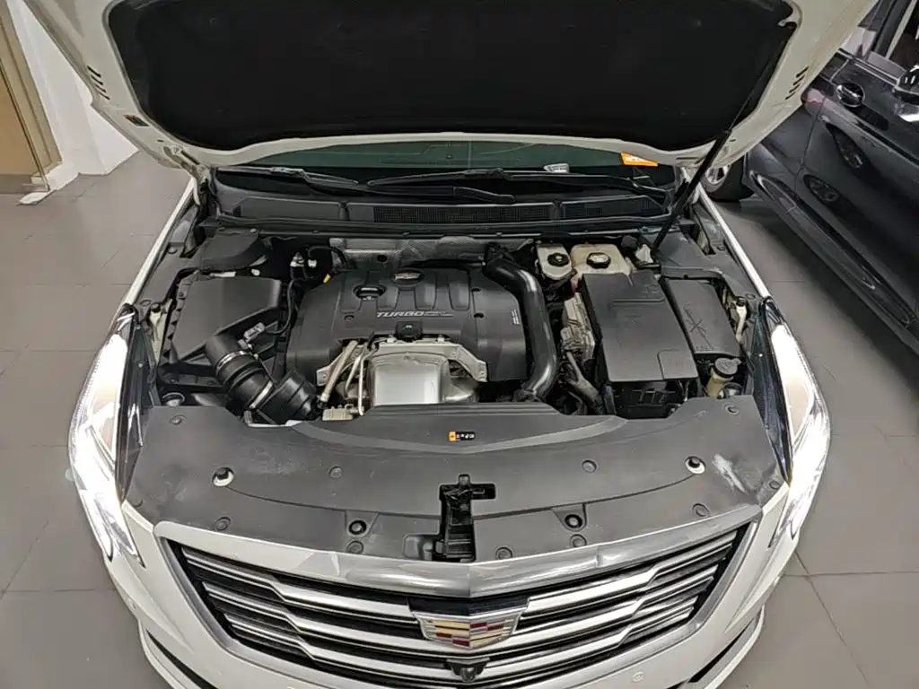 Cadillac XTS 2019 — фото 20