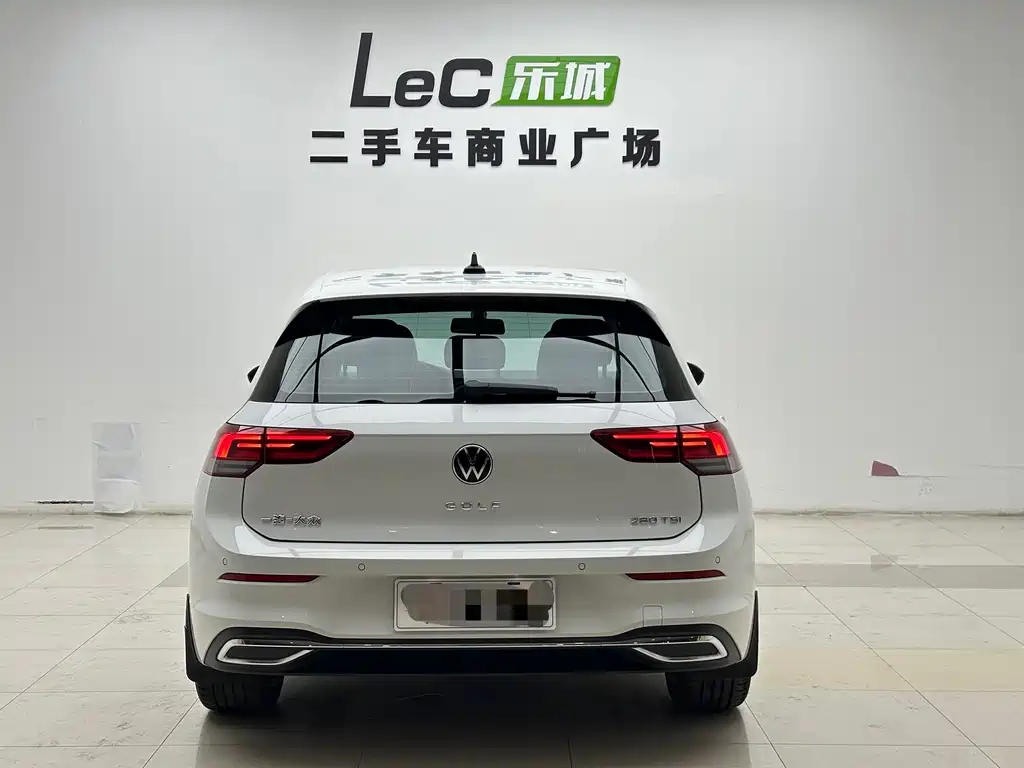 Volkswagen Golf 2021