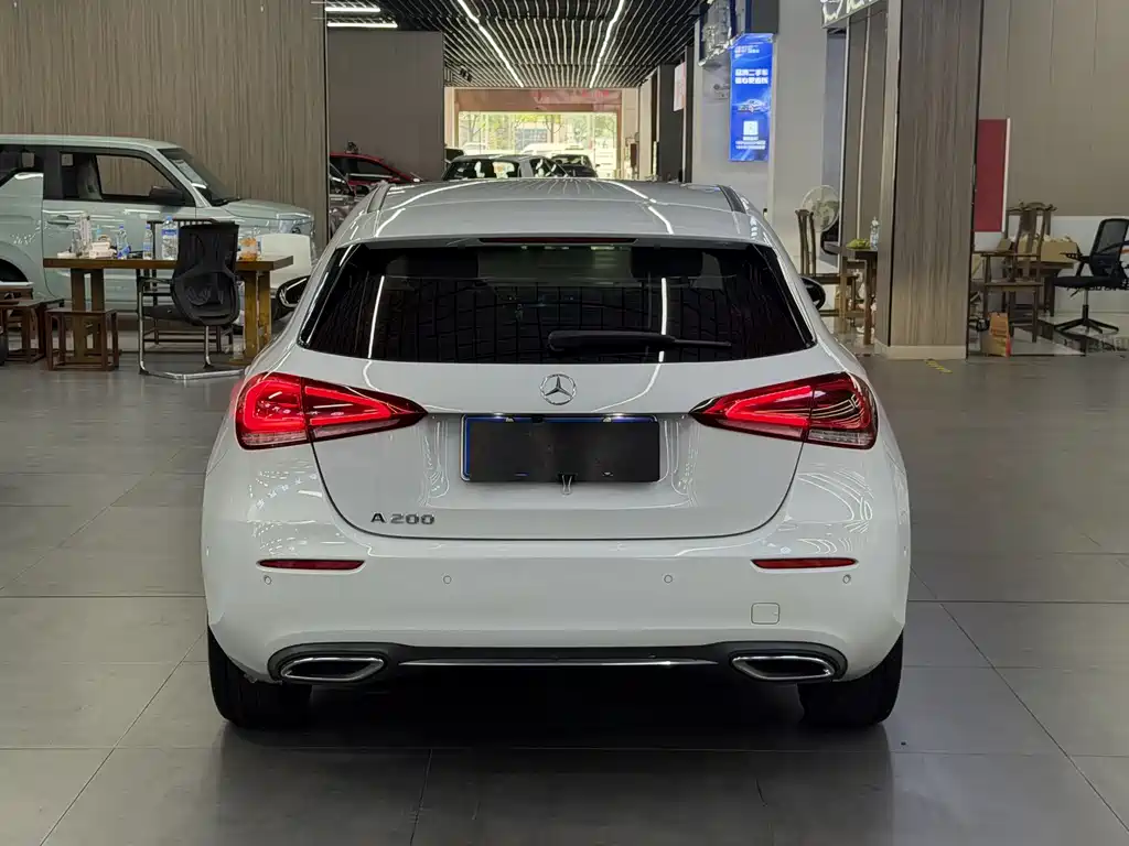 Mercedes-Benz A-Class 2020 — фото 4