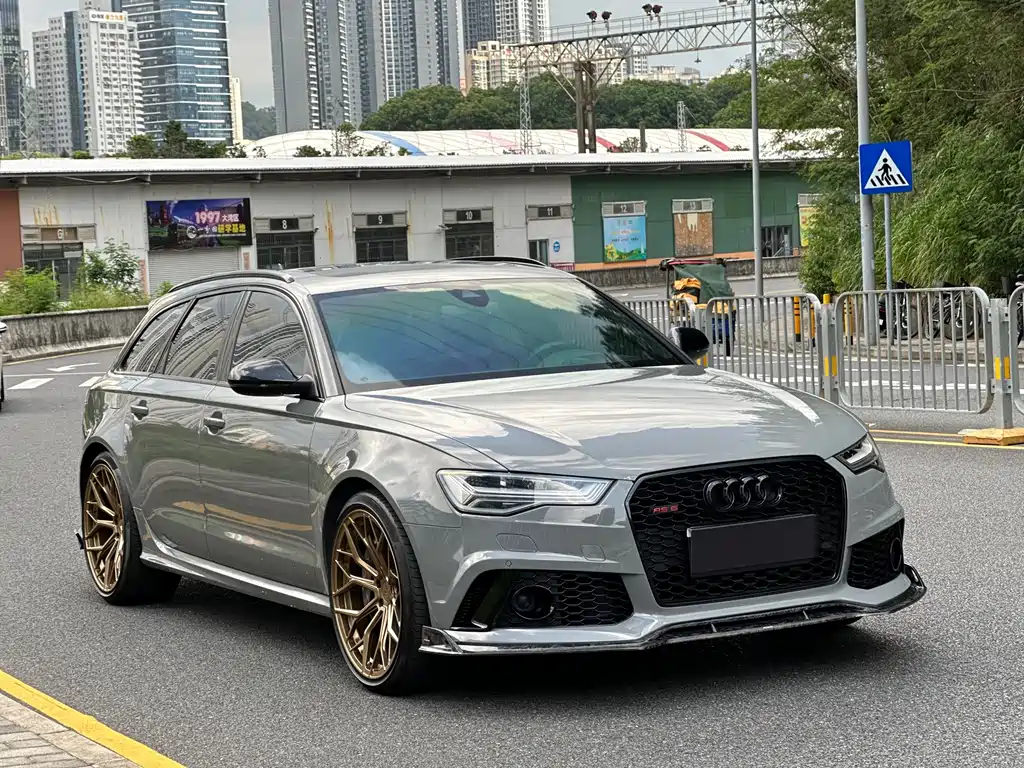 Audi RS 6 2017 — фото 4