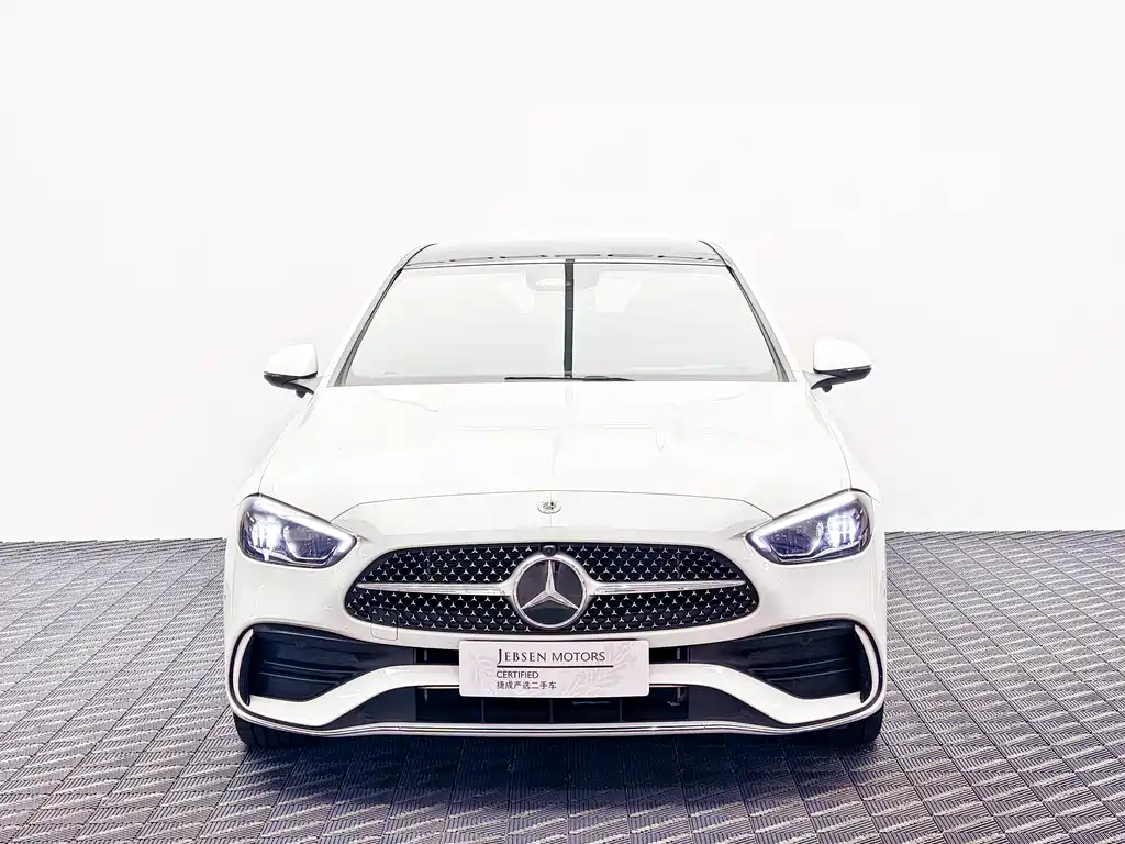Mercedes-Benz C-Class 2024 — фото 2
