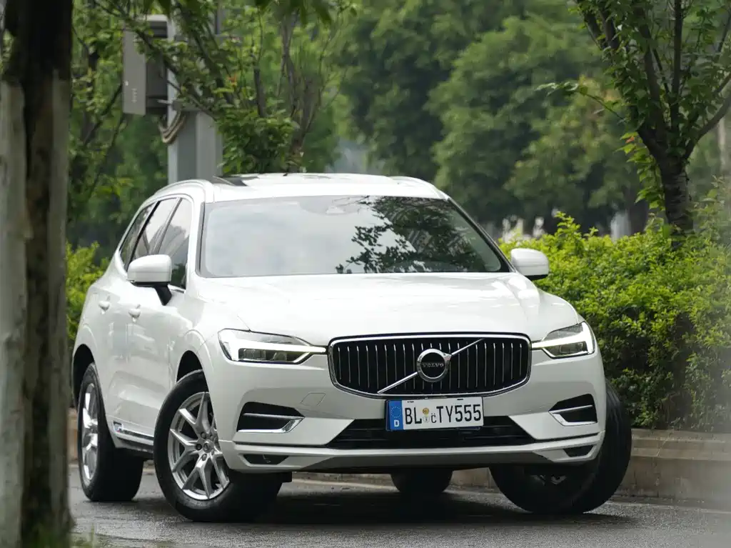 Volvo XC60 2020 — фото 6