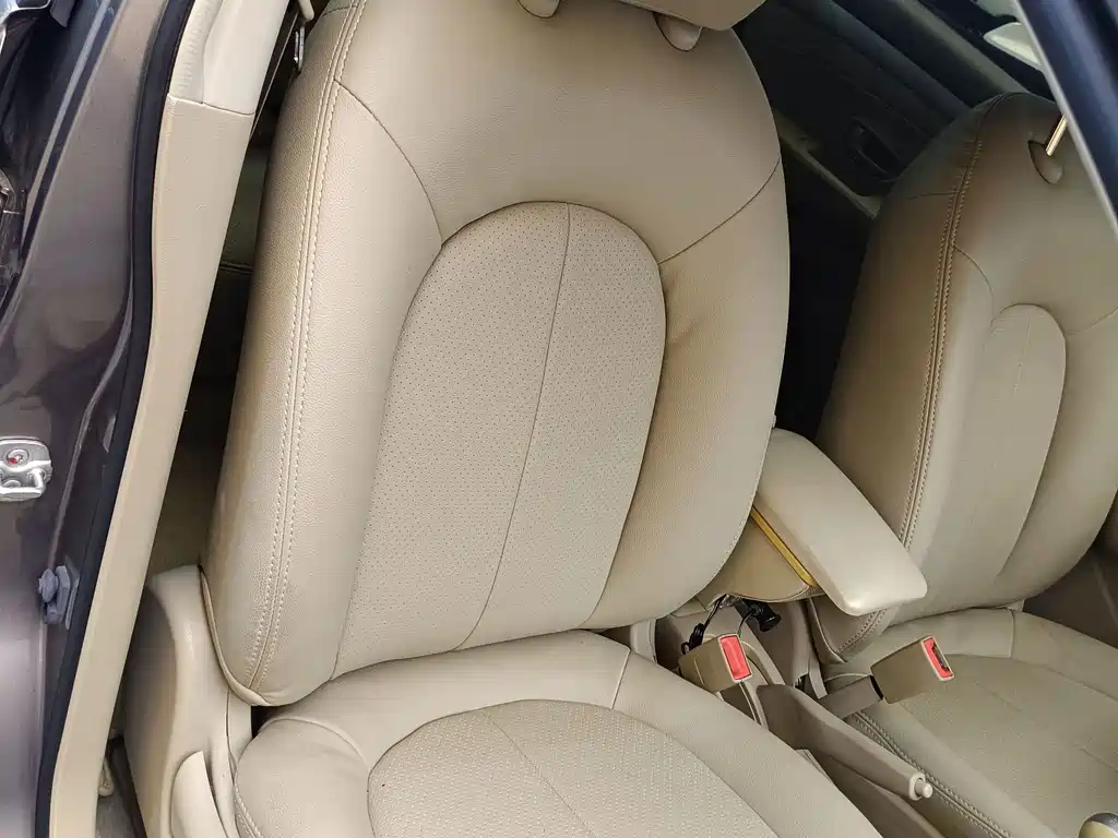Nissan Sylphy 2015 — фото 31