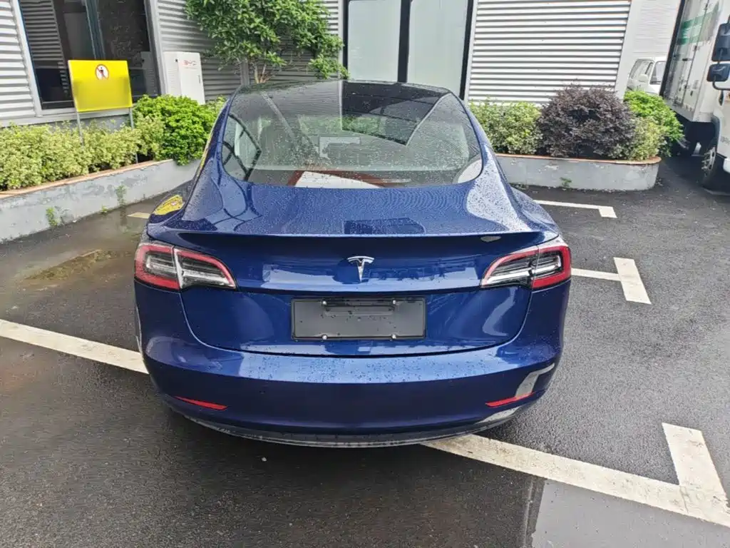 Tesla Model 3 2019 — фото 6