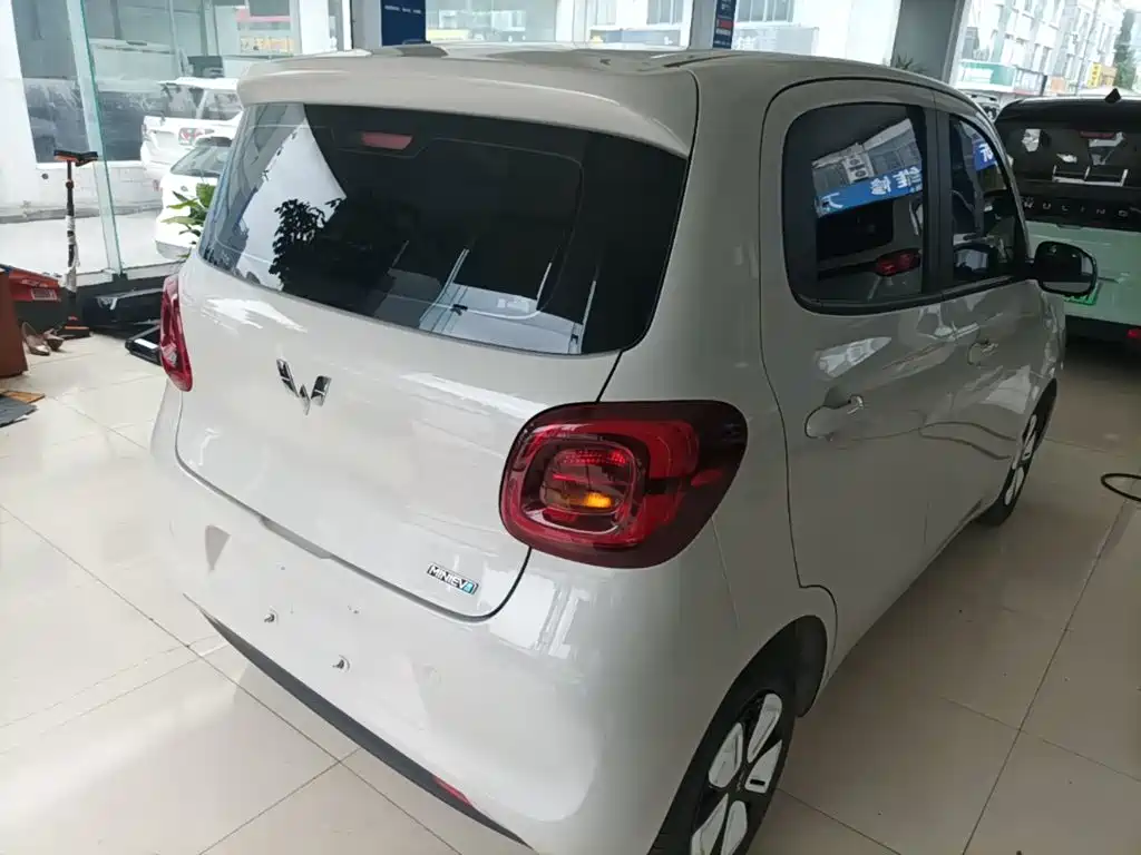 Wuling Hongguang MINIEV 2025