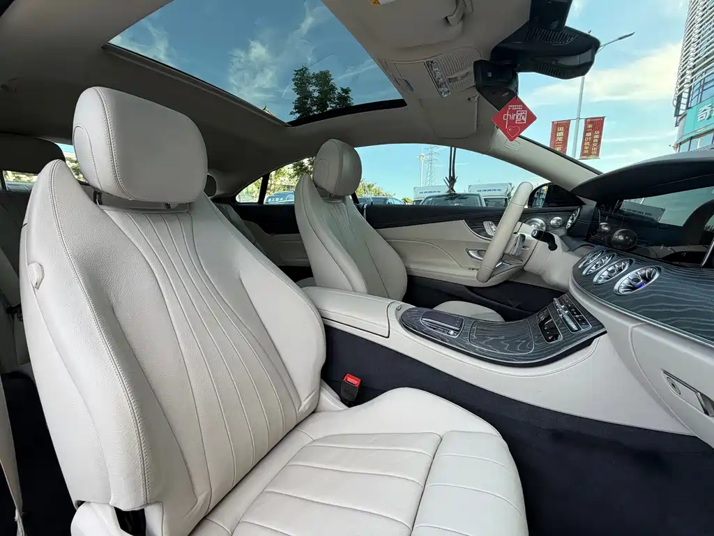 Mercedes-Benz E-Class 2021 — фото 14