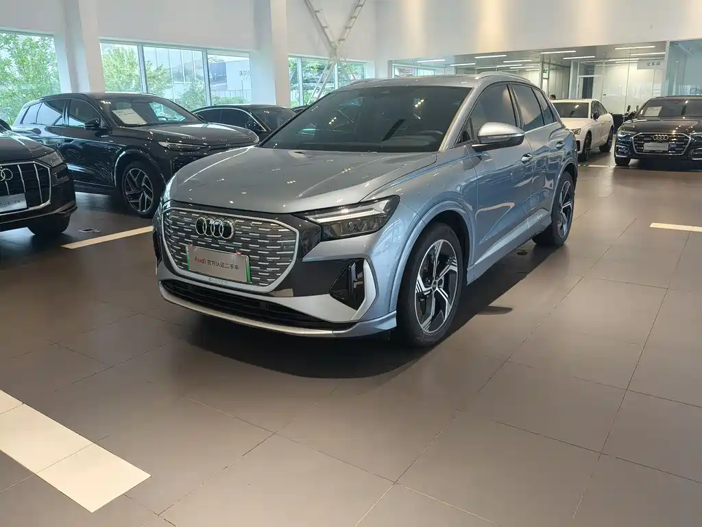 Audi Q4 e-tron 2025