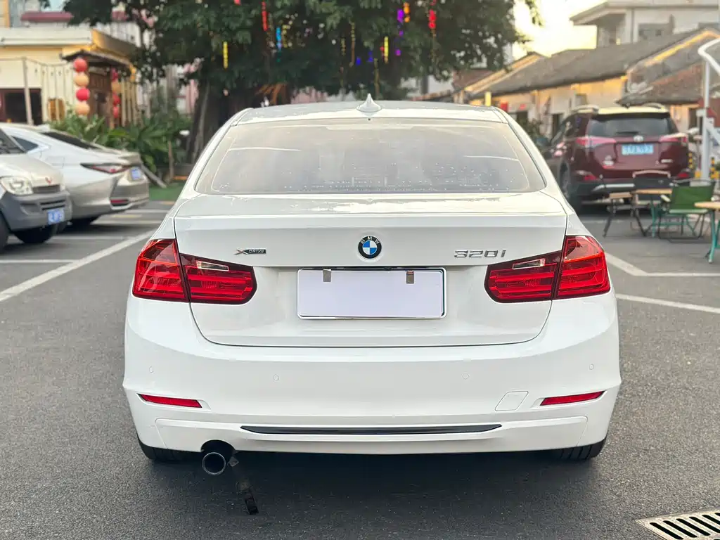 BMW 3 Series 2015 — фото 21